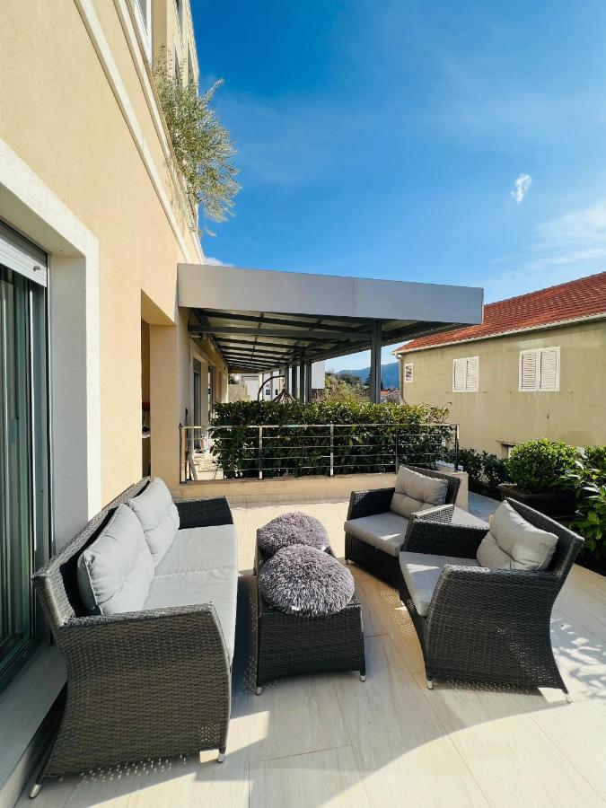 Apartment With Terrace And Private Parking Kotor Exterior foto
