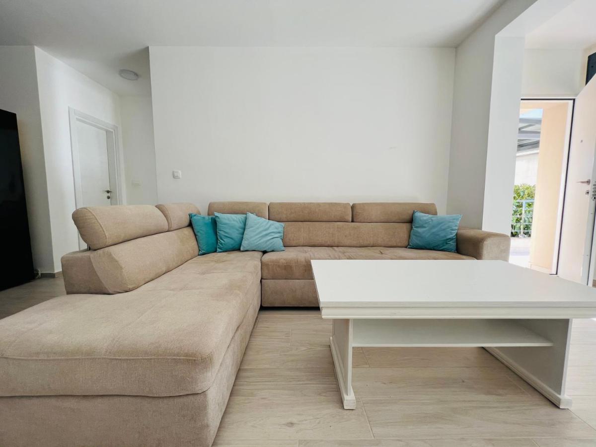 Apartment With Terrace And Private Parking Kotor Exterior foto