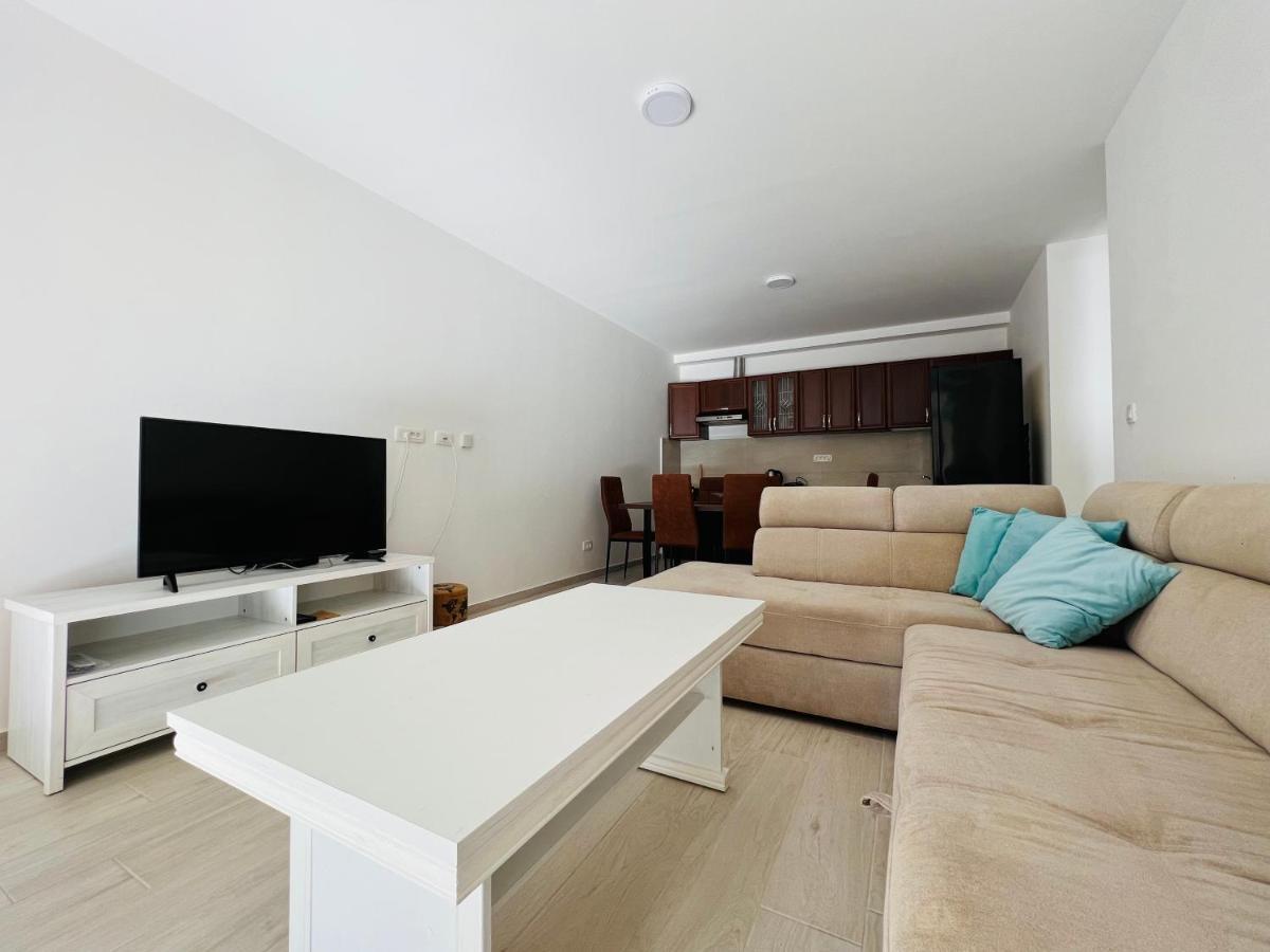 Apartment With Terrace And Private Parking Kotor Exterior foto